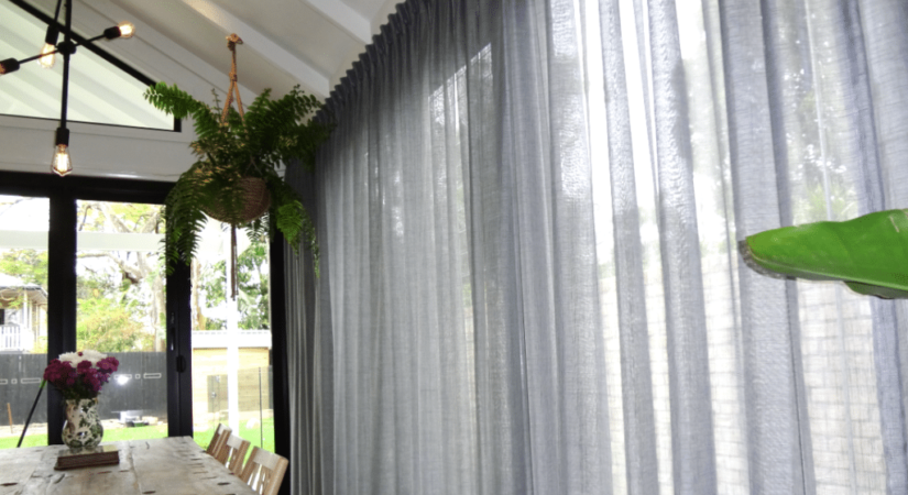 curtains made easy. a helpful guide to hanging and choosing the right curtains.